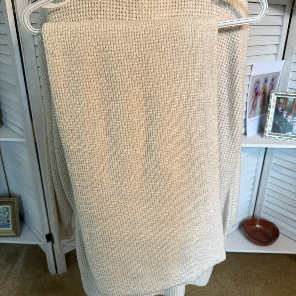 Aerie CozyUp Waffle Knit Crewneck Sweater & Skater Pants two piece Set SZ L - Picture 4 of 11